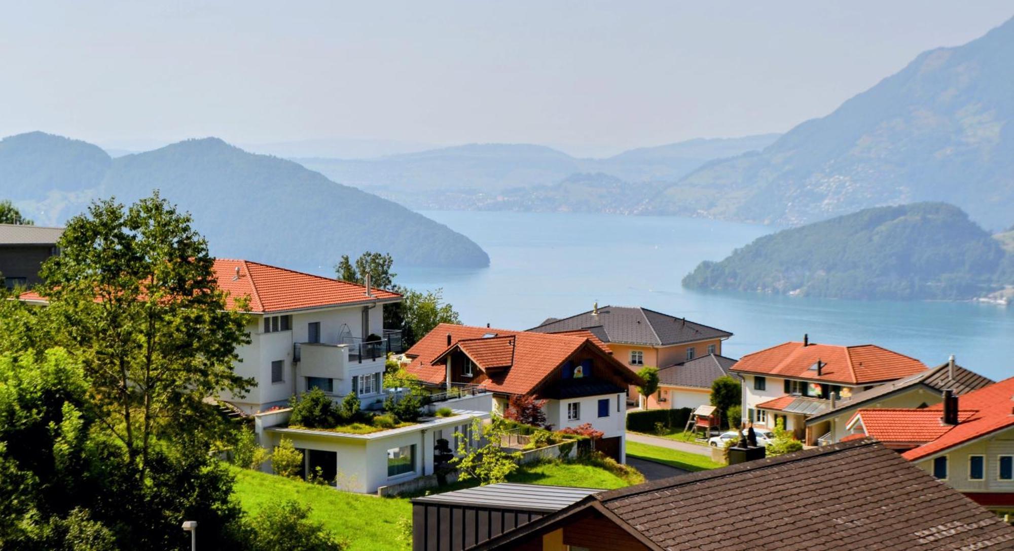 Elfe-Apartments Ferienmietwohnungen Emmetten Esterno foto